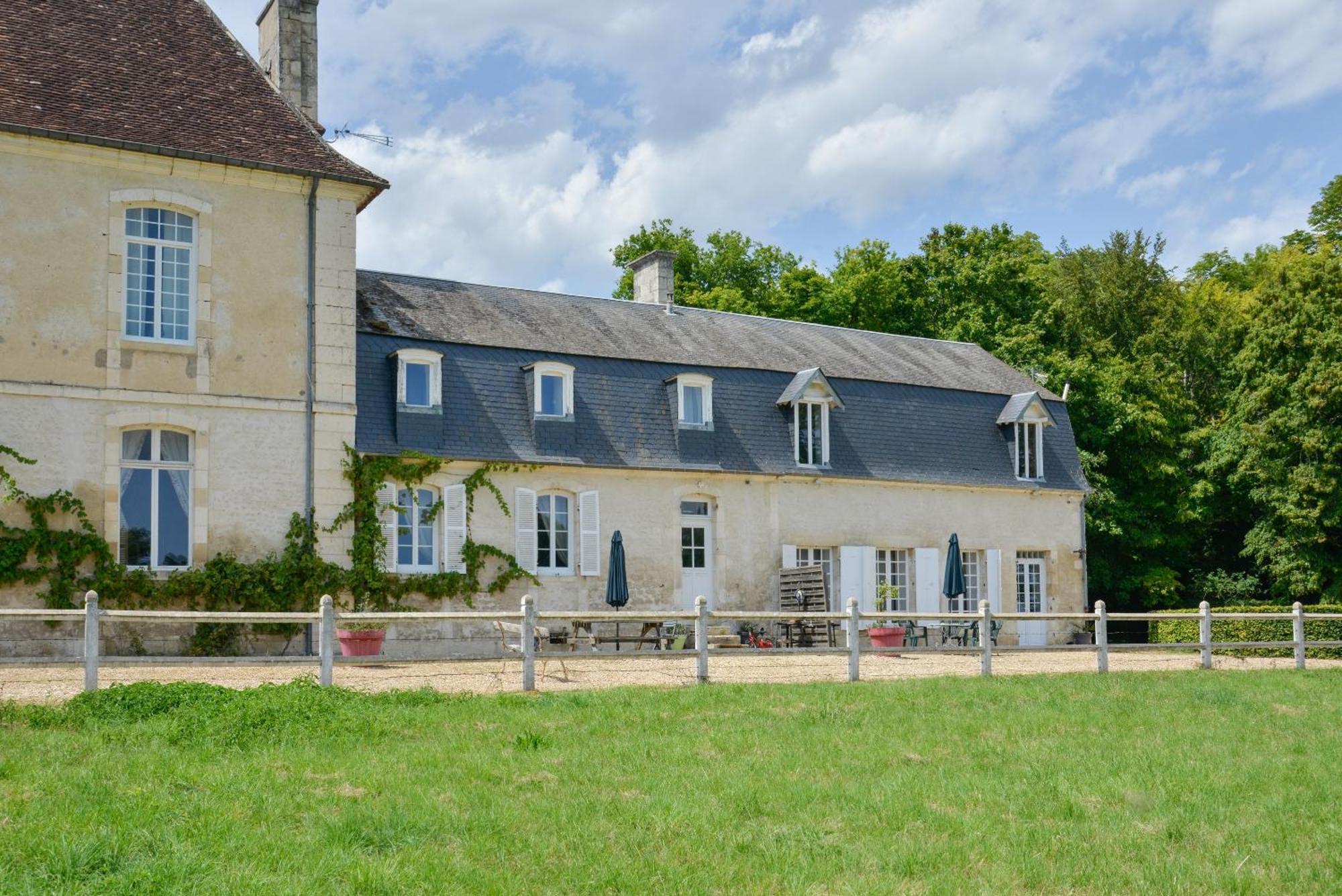 Petit Gite De Villecomte Sainte-Solange Exterior foto
